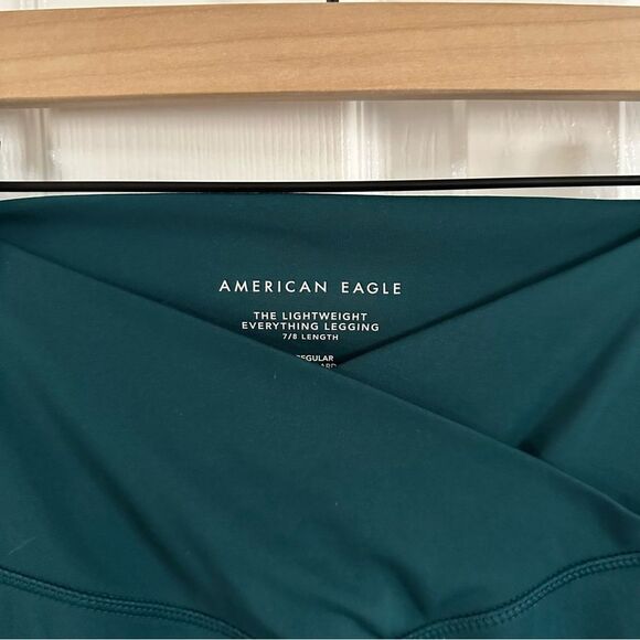 American Eagle The Lightweight Everything Legging 7/8 Length Green Size Small - Picture 4 of 7